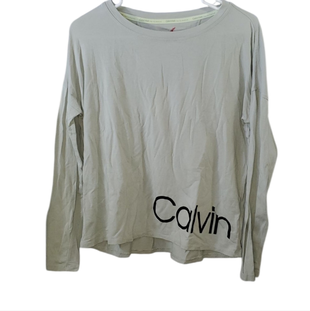 Calvin Klein performance long sleeve green tee size Small
